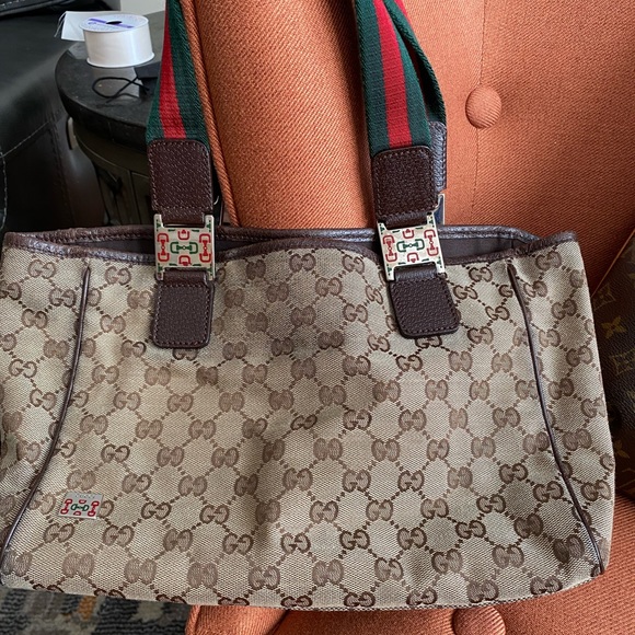 Cute Gucci tote. - Picture 4 of 12